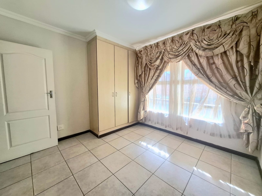 3 Bedroom Property for Sale in Beacon Bay North Eastern Cape